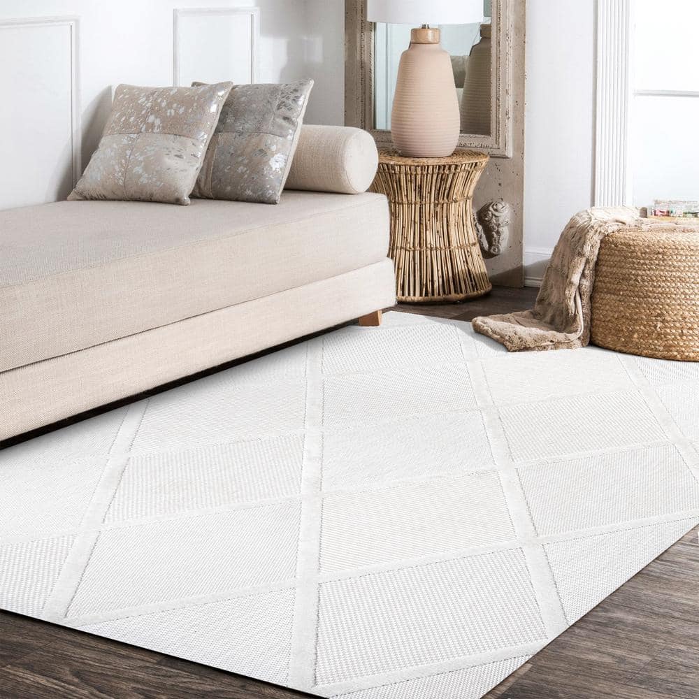 Ivory Trellis 5x8 Synthetic Indoor/Outdoor Area Rug