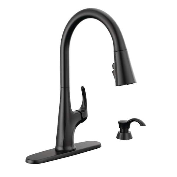 Delta Hyde Single-Handle Pull Down Sprayer Kitchen Faucet with ShieldSpray Technology in Matte Black