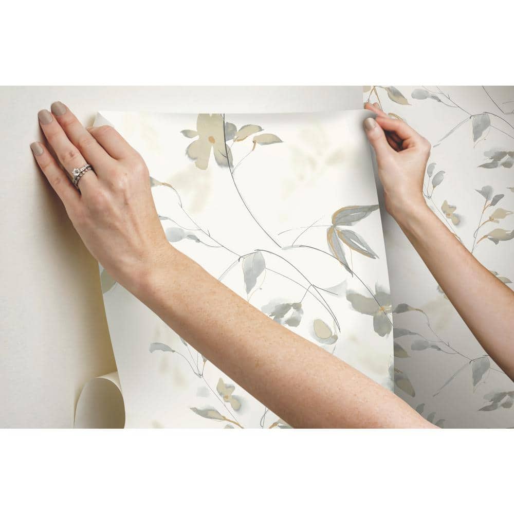 Soft Neutral Linden Flower Peel and Stick Wallpaper