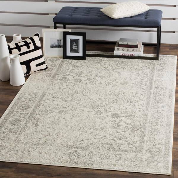 SAFAVIEH Adirondack Ivory/Silver 11 x 15 Border Distressed