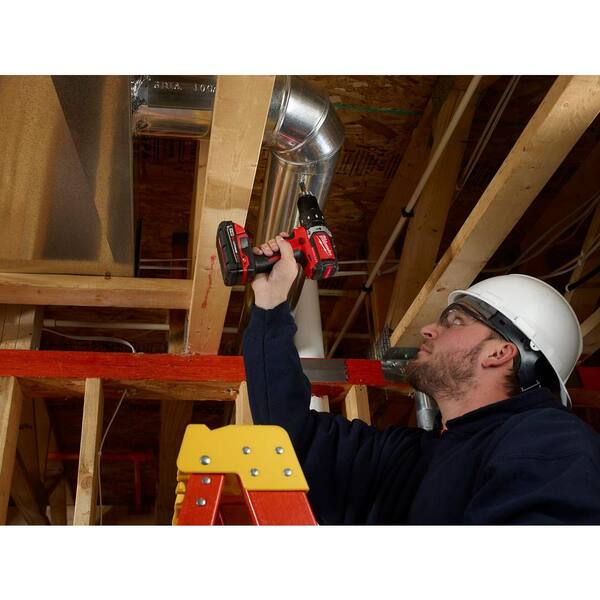 Milwaukee - M18 18-Volt Lithium-Ion Brushless Cordless 1/2 in. Compact Hammer Drill/Driver Kit W/ (2) 2.0Ah Batteries & Hard Case