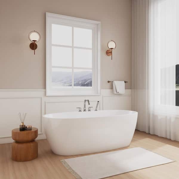 Astrid 67 in. x 31.5 in. Soaking Bathtub with Center Drain in White with Shiny White Trim