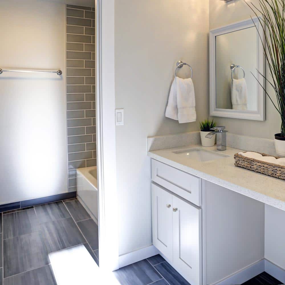 Brookings 24-Inch White Solid Wood Bathroom Vanity