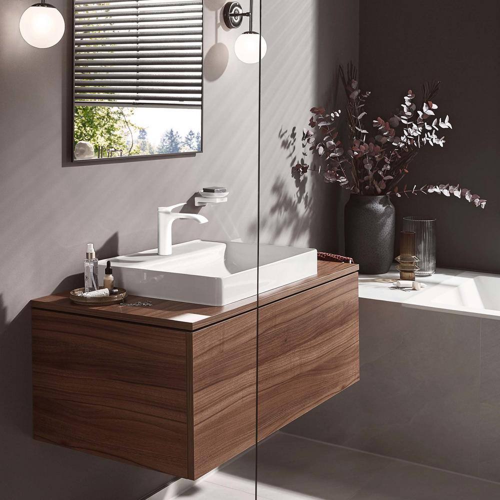 Elegant Matte Black Modern Single-Hole Brass Faucet with Waterfall Stream