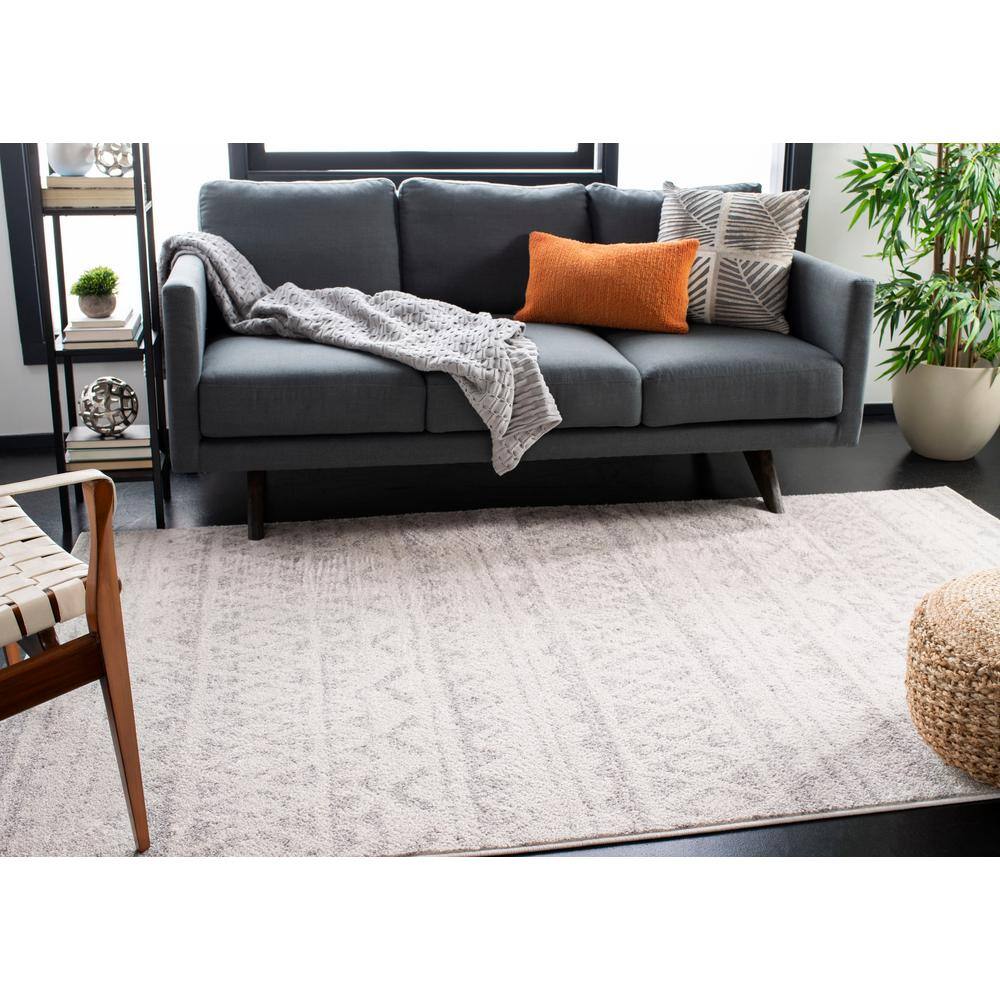 Ivory and Silver Rectangular Reversible Area Rug 6' x 9'
