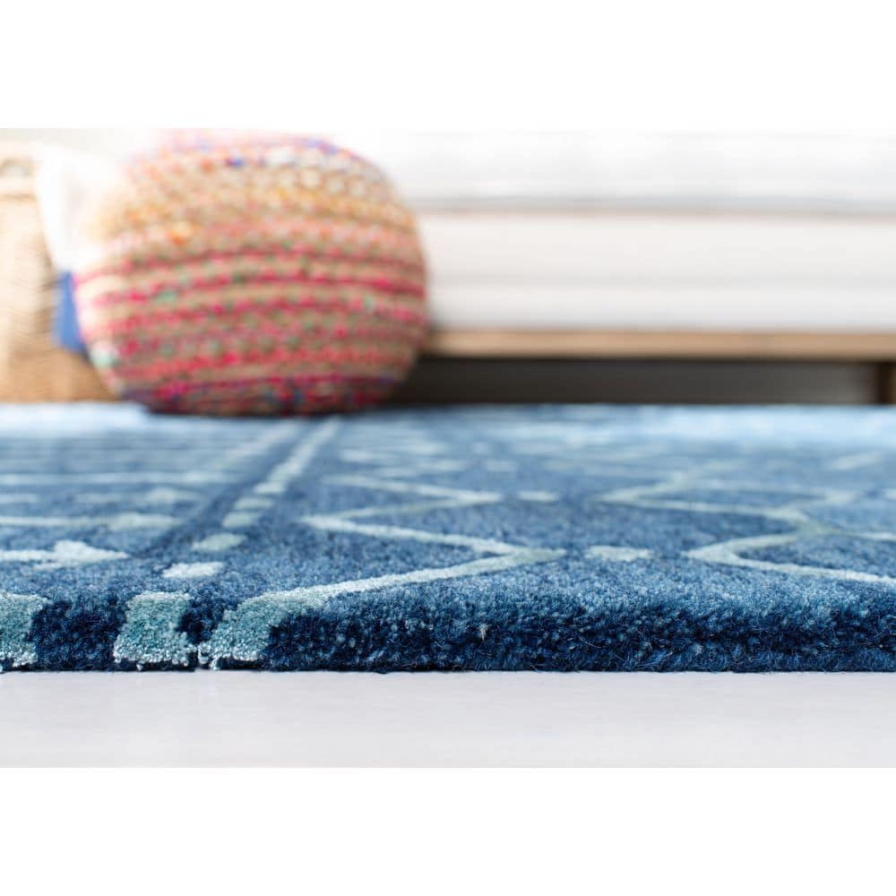 Handmade Navy and Silver Wool Geometric 10' x 14' Area Rug