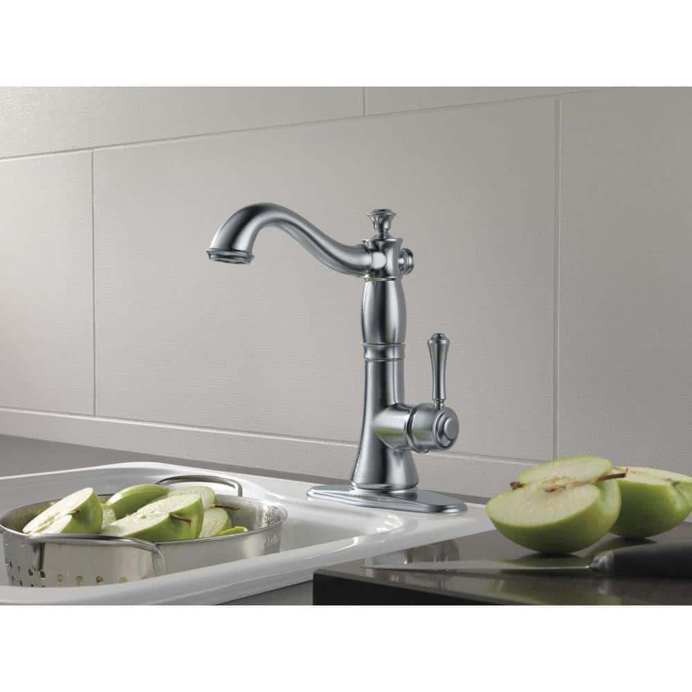 Stainless Steel Traditional Deck Mounted Bar Faucet with Pull-out Spray