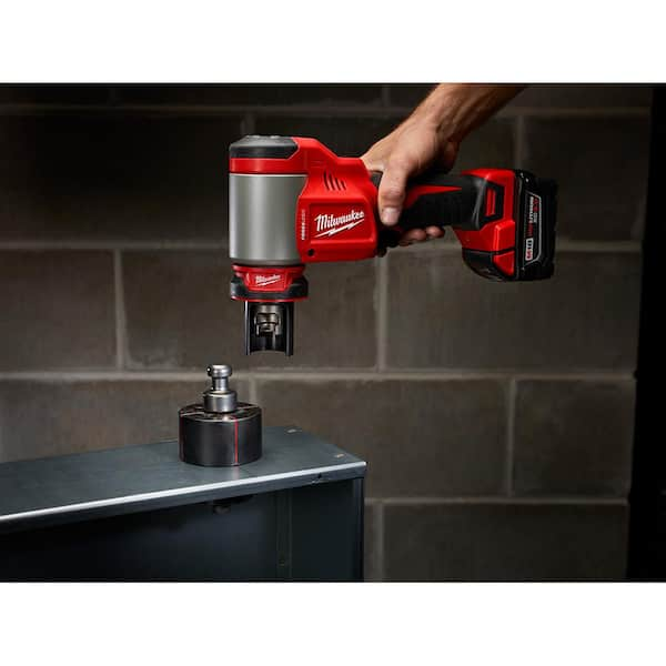 Milwaukee M18 18 Volt Lithium Ion 1 2 in. to 4 in. Force Logic