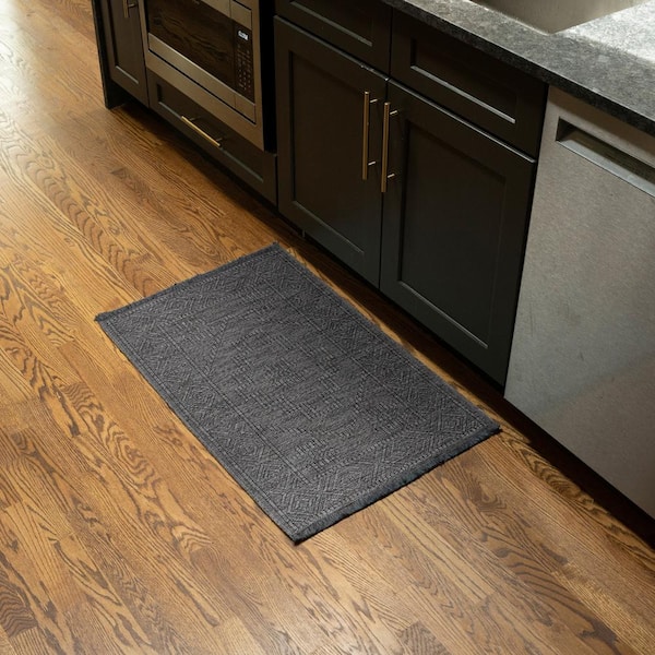 Alma Dark Gray 2 ft. x 3 ft. Moroccan Machine Washable Indoor Area Rug