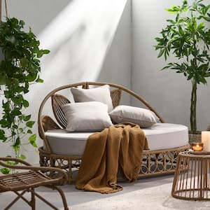 Beige Wicker Outdoor Day Bed with Beige Cushions