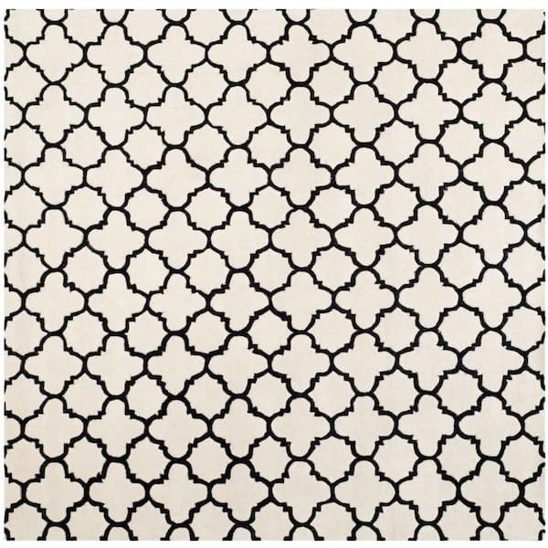 SAFAVIEH Chatham Ivory/Black 7 ft. x 7 ft. Square Geometric Area Rug
