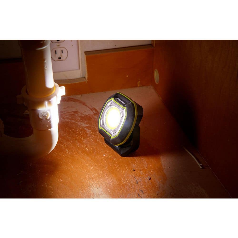 800 Lumen Black Rechargeable LED Spot and Flood Light
