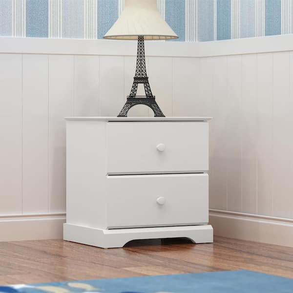 Hillsdale Furniture Baylor 2-Drawer White Nightstand (22 H x 19.5 W x 15.5 D)