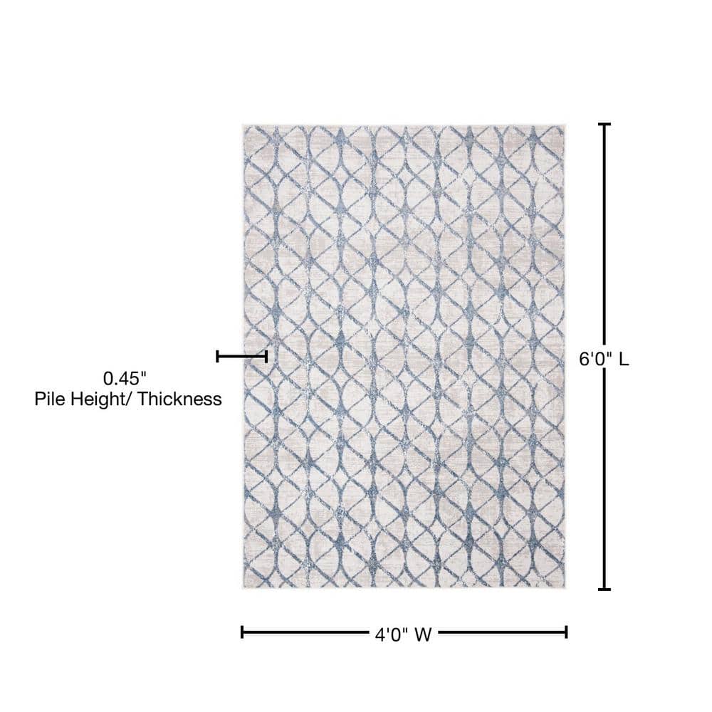 Amelia 4' x 6' Grey and Blue Geometric Synthetic Rug