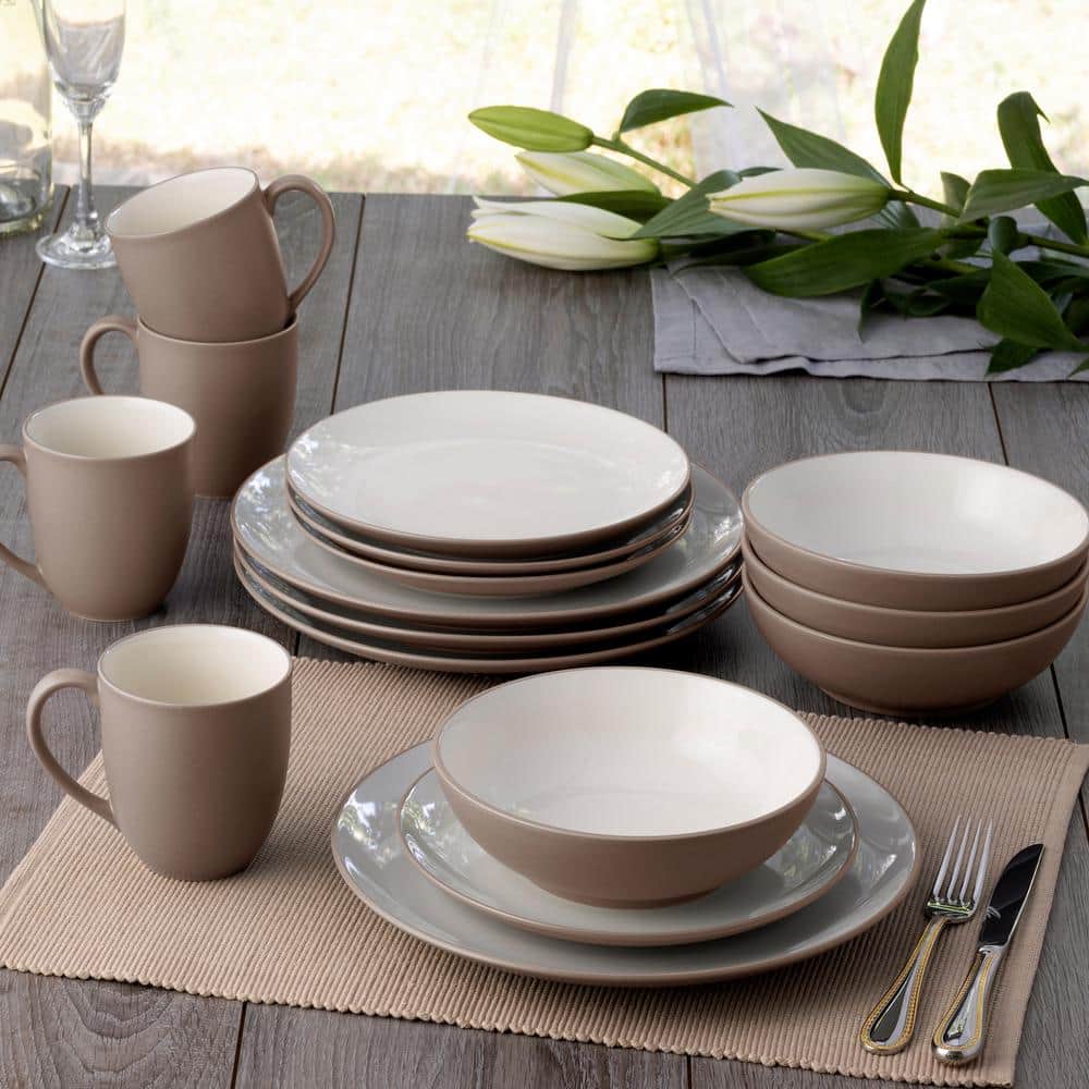 Clay and White Ceramic 16-Piece Dinnerware Set, Service for 4