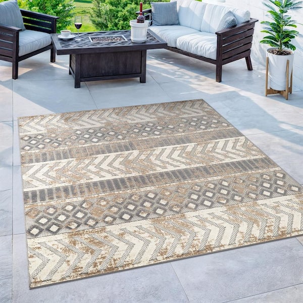 Distressed Geometric Beige 6 ft. 6 in. x in. 6 ft. 6 in. Square Indoor/Outdoor Area Rug