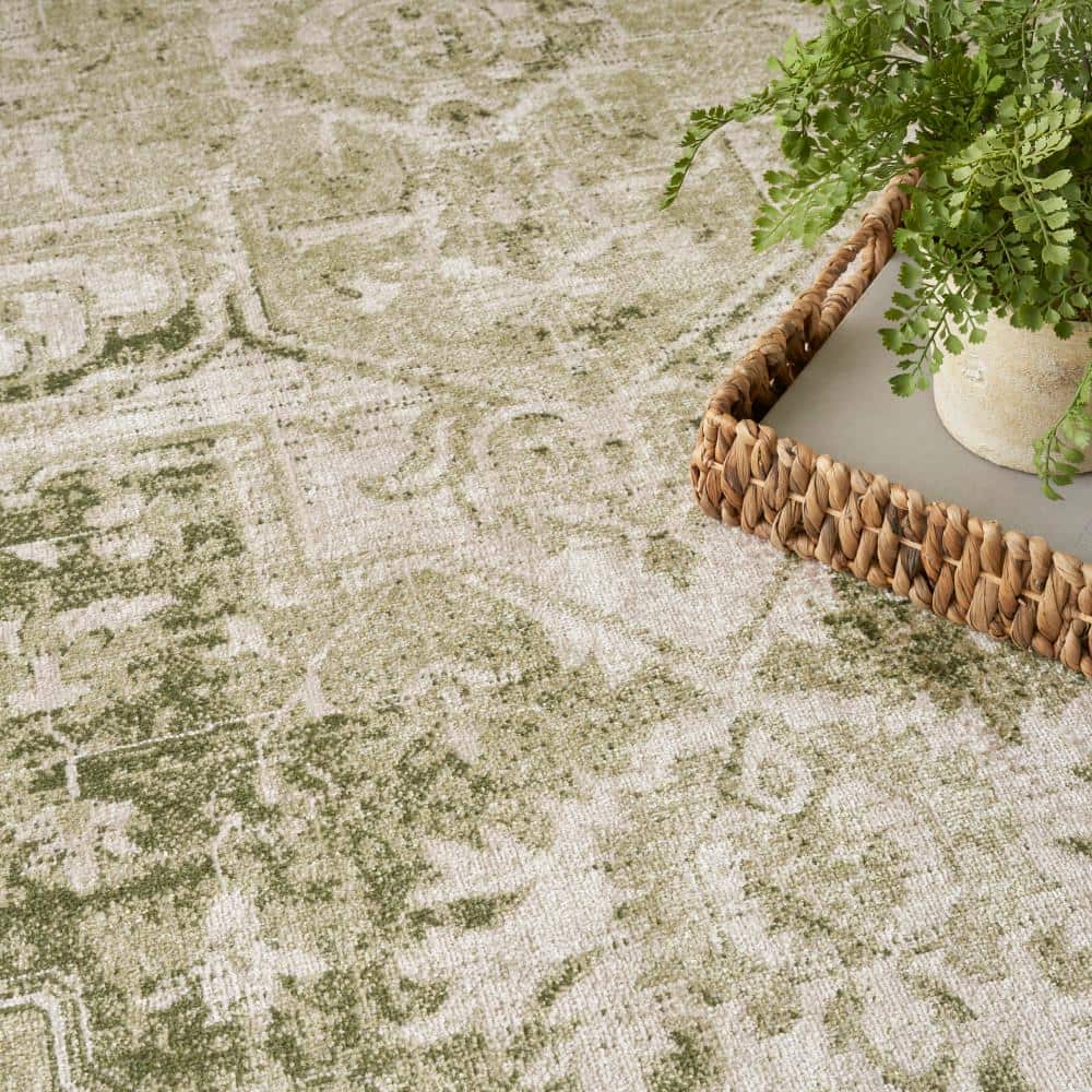 Ivory Green Round Synthetic Medallion Washable Rug 5'3"