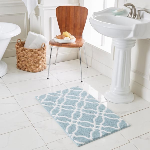 MH LONDON Bath Mats 21-in x 34-in Arctic and White Cotton Bath Mat in the Bathroom  Rugs & Mats department at