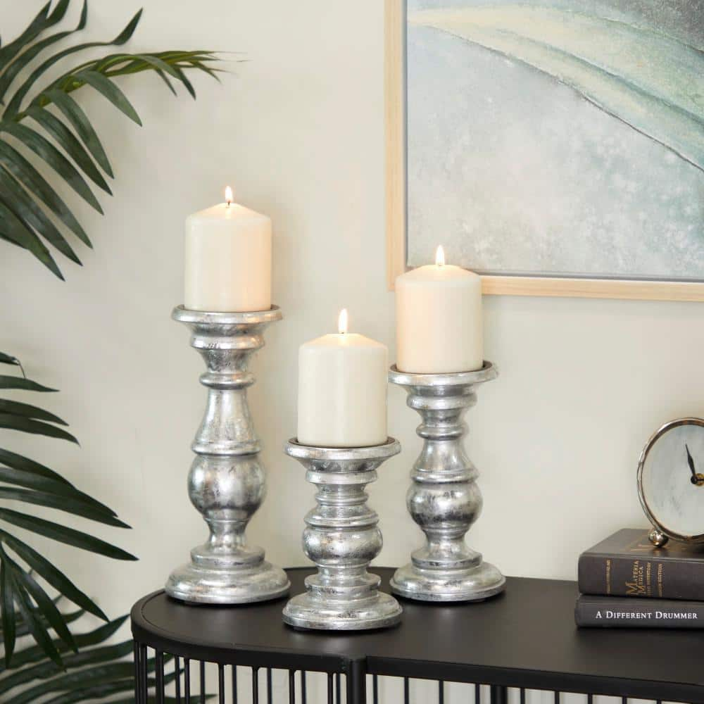 Litton Lane Silver Mango Wood Turned Style Pillar Candle Holder (Set of 3)