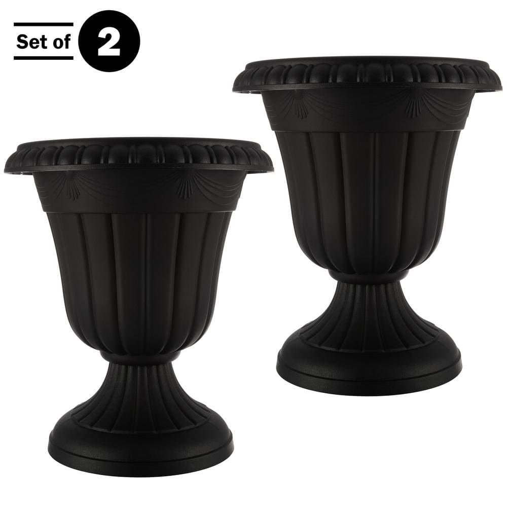 Black 16x18-Inch Recycled Plastic Urn Planter Set