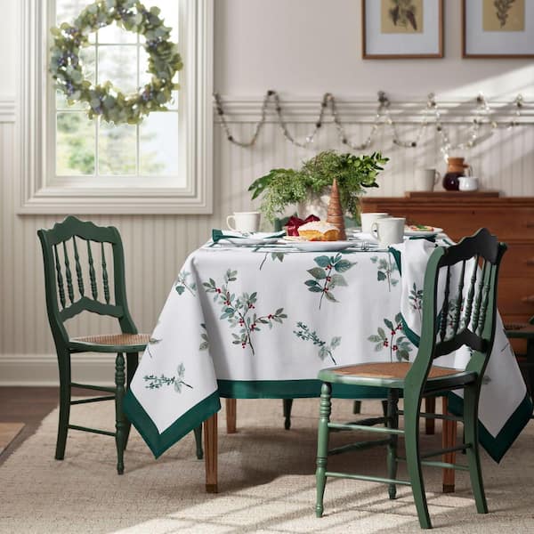 Company Cotton Floral Berry 70 in. W x 120 in. L Green Seasonal Cotton Tablecloth