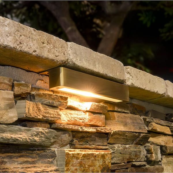 Low Voltage Brass Outdoor Hardscape Light with 2-Watt G4 Bi Pin LED Bulb (2700K)