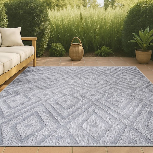 JONATHAN Y Balansat Moroccan Diamond Light Gray 8 ft. x 10 ft. Indoor/Outdoor Area Rug