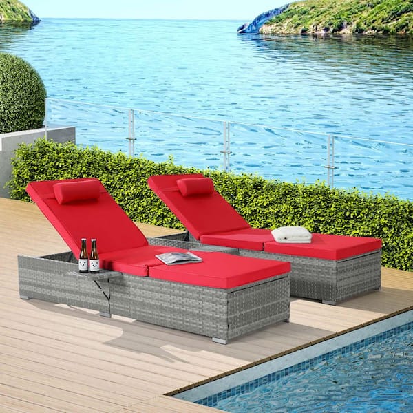 Gray 2-Piece Wicker Outdoor Chaise Lounge, Pool Lounge Chair with Red Cushions for Pool Poolside Deck Backyard