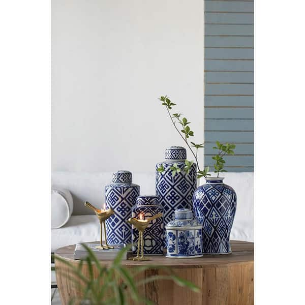 AA Importing 59725 Flat Blue and White Vase