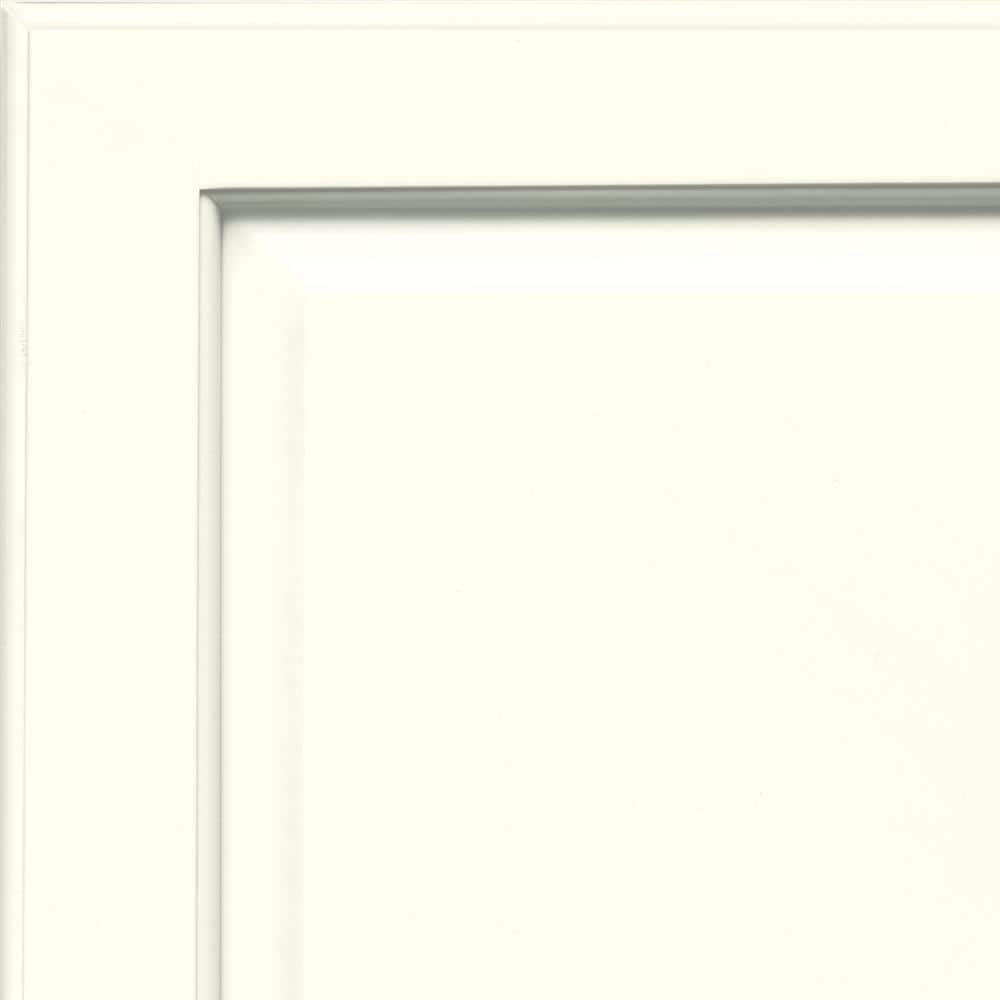 KraftMaid Fox Hill 7 5/16 in. W x 3/4 in. D x 7 5/16 in. H Quarter