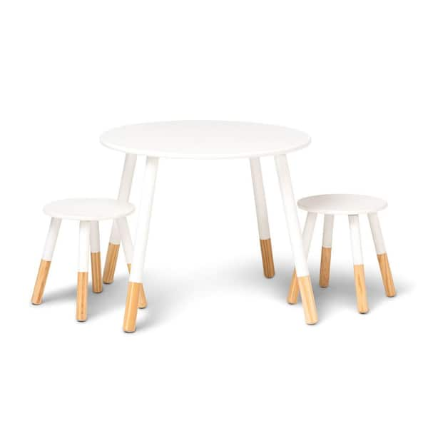 white scandi table and chairs