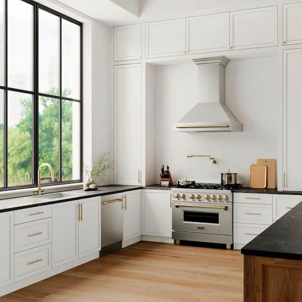 35 Farmhouse Range Hood Ideas to Create an Unforgettable Kitchen   Farmhouse kitchen inspiration, Kitchen hood design, Kitchen stove design