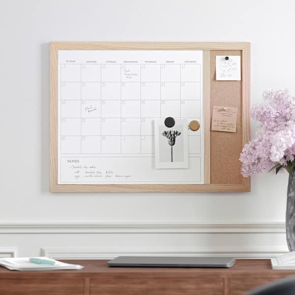 https://images.thdstatic.com/productImages/a9cc26e8-c35f-44c3-b6a6-fa460d45709b/svn/light-natural-woodgrain-martha-stewart-calendars-planners-br-pm-com-mw4c1-4561-ln-ms-31_600.jpg