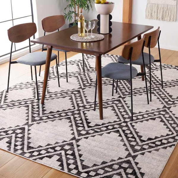 Tulum 7 ft. x 9 ft. Ivory/Black Diamond Tribal Area Rug