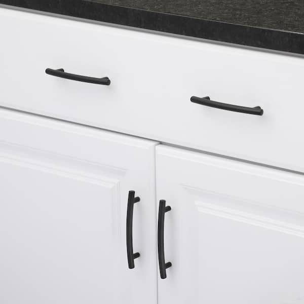 Nîmes Collection 3-3/4 in. (96 mm) Traditional Matte Black Cabinet Arch Pull
