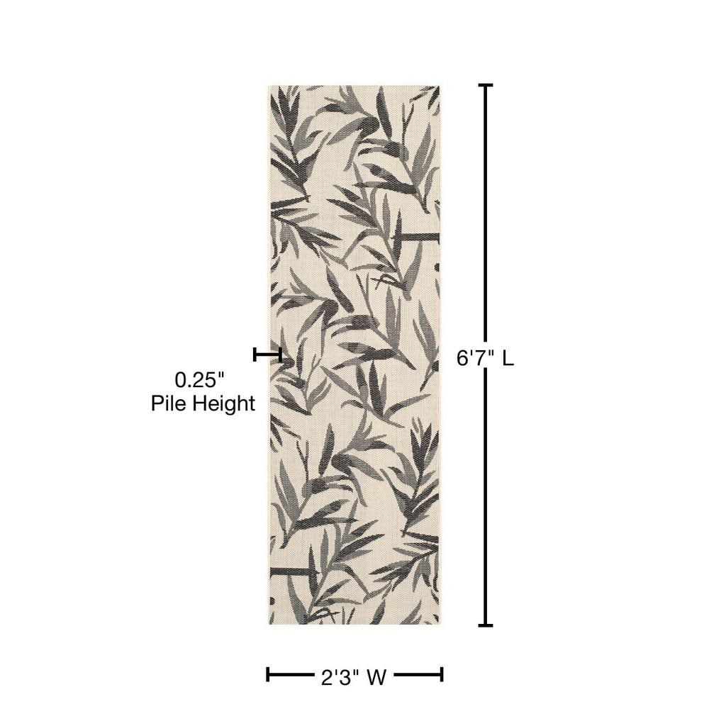 Gray 27" Easy Care Polypropylene Indoor/Outdoor Area Rug