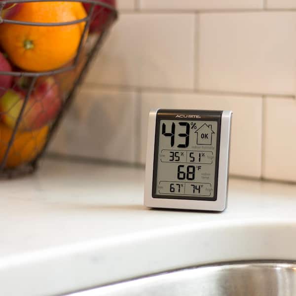 AcuRite Digital Humidity and Temperature Comfort Monitor 00613