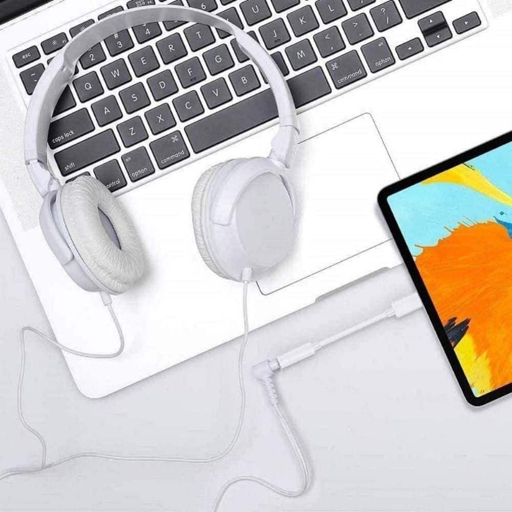 Lukyamzn Lightning to 3.5 mm Headphone Jack Adapter - Thumbnail 2