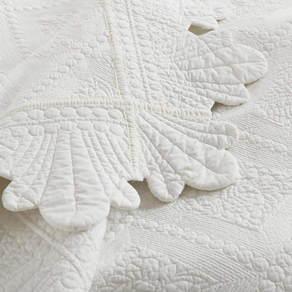 King White Cotton Reversible Bedspread Set