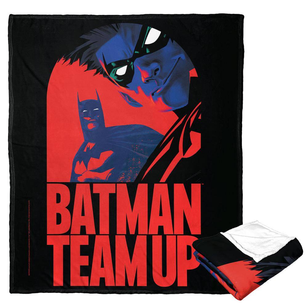 THE NORTHWEST GROUP DC Comics Batman Silk Touch MultiColored Throw