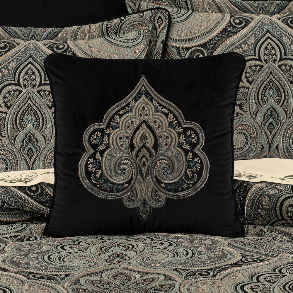 Viccorino 18" Black Velvet Embroidered Throw Pillow
