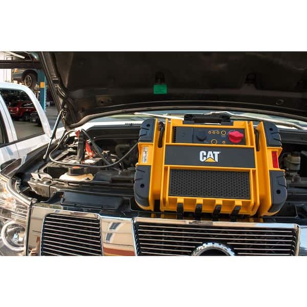 2000 Peak Amp Pro Portable Car Jump Starter with 12V DC Outlet