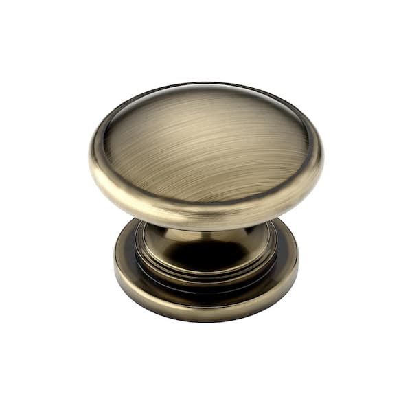Richelieu Hardware Mont-Royal Collection 1-1/4 in. (32 mm) Vintage Antique English Round Cabinet Knob