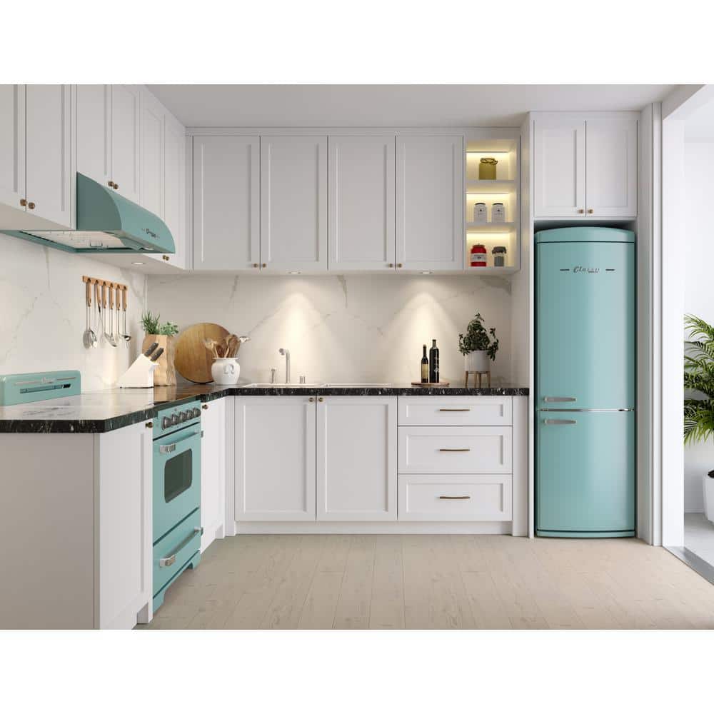 Ocean Mist Turquoise Retro Bottom Freezer Refrigerator with Ice Maker