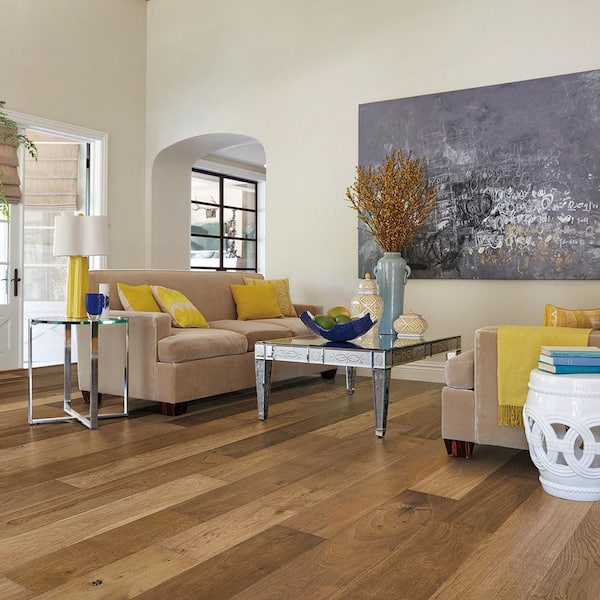 Vanderbilt French Oak 9/16 in. T x 8.7 in. W Tongue & Groove Wirebrushed Engineered Hardwood Flooring (27.1 sq.ft./case)