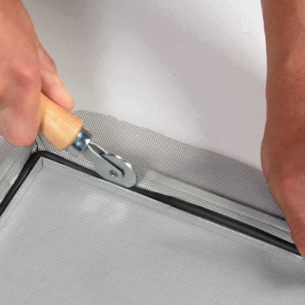 Spline Roller with Wooden Handle