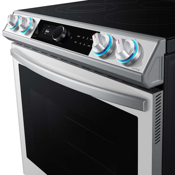 Samsung 30-in Glass Top 5 Burners 6.3-cu ft Self-Cleaning Air Fry Slide-in  Smart Electric Range (White Glass) in the Single Oven Electric Ranges  department at