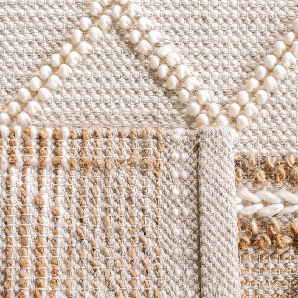 Handwoven Ivory Geometric Wool-Cotton Blend Rug - 2'6" x 6'