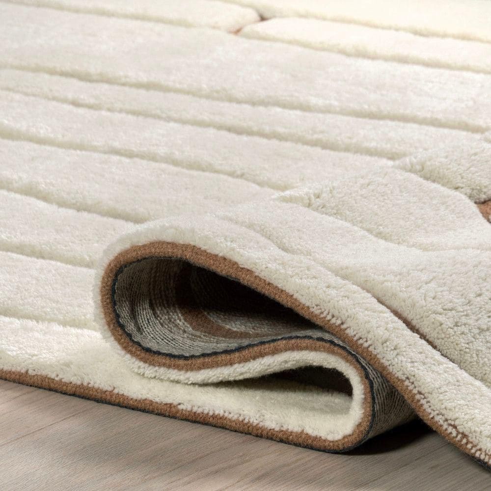 Cream Abstract Handmade Wool 4' x 6' Area Rug