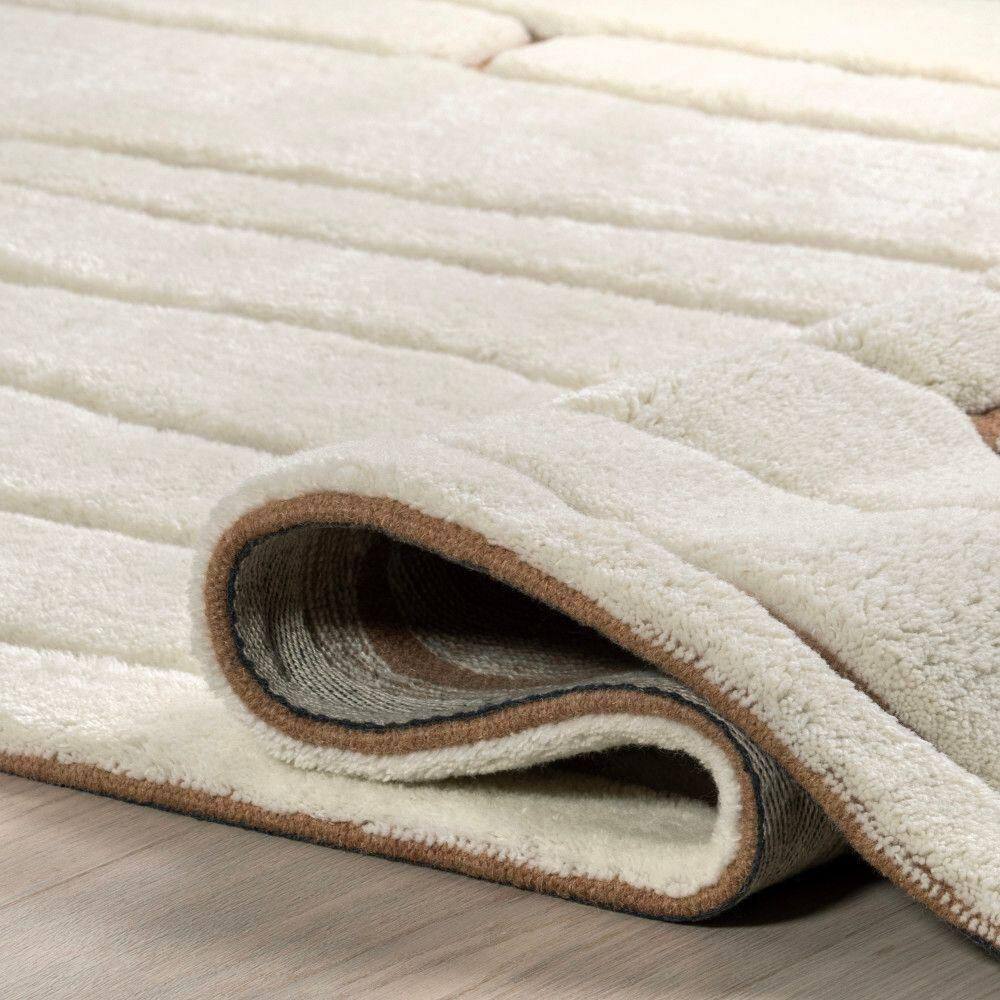 Cream Abstract Handmade Wool 4' x 6' Area Rug